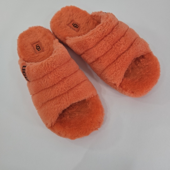 UGG slippers - Picture 9 of 13